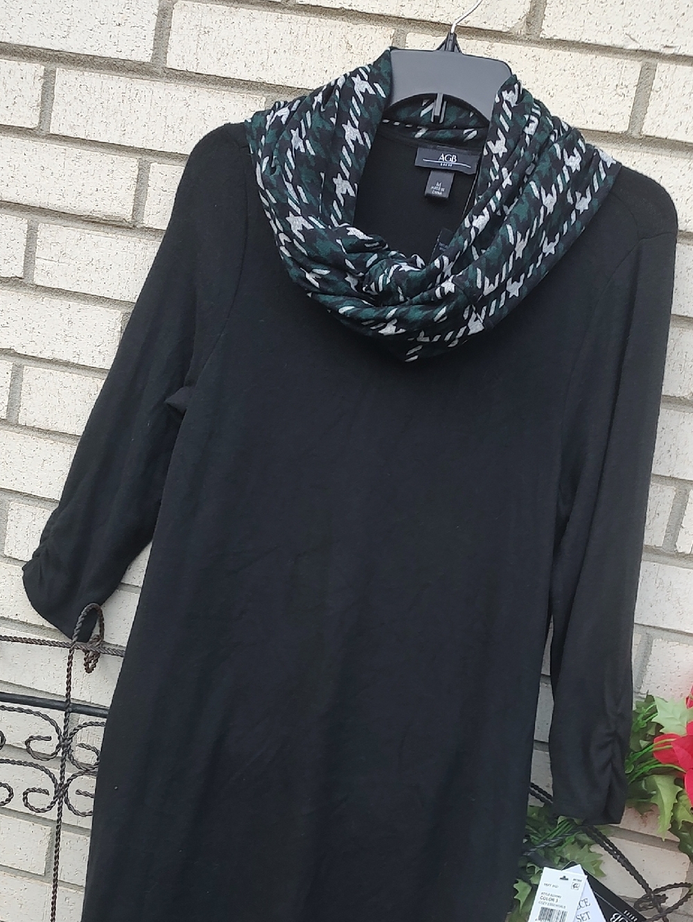 Black Knit Dress with Patterned Infinity Scarf - Picture 5 of 10